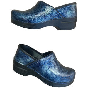 DANSKO Professional Metallic Blue Crackle Clogs EU 35 US 5 Nurse Work Shoe